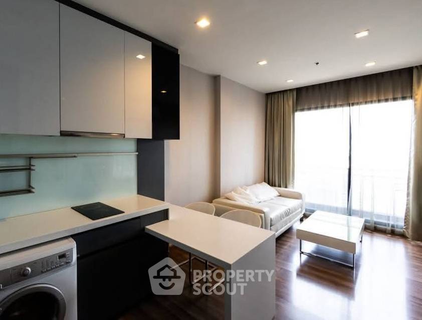 รูป คอนโด 1-ห้องนอน ที่ ไอวี่ แอมพิโอ รัชดา - พระราม 9 ใกล้ MRT ศูนย์วัฒนธรรมแห่งประเทศไทย (ID 2529127) - รูปที่ 1/7