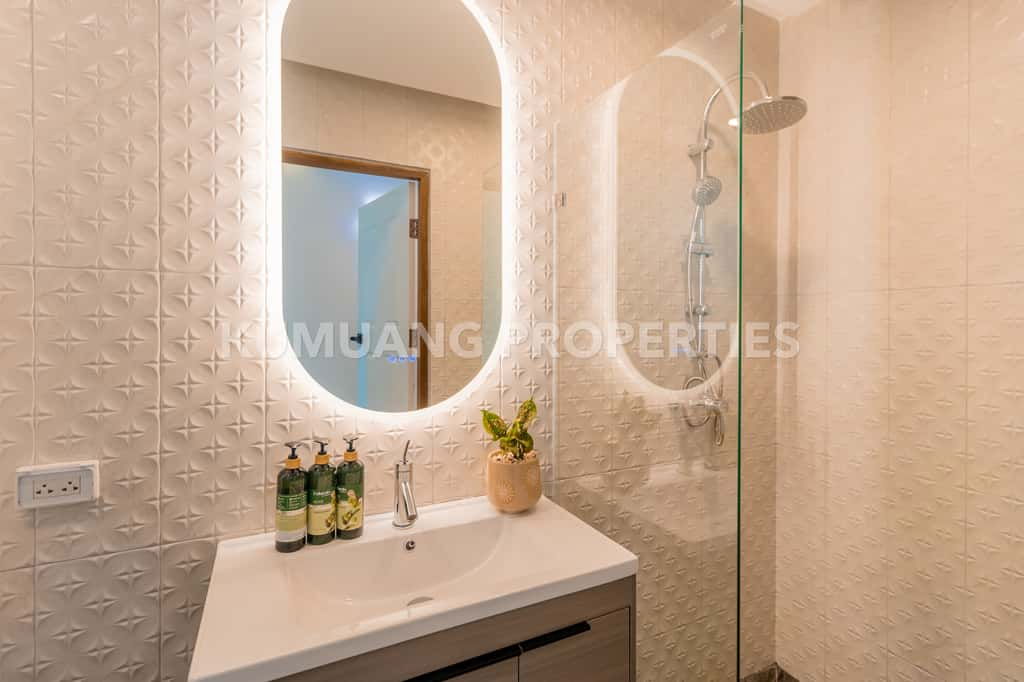 รูป บ้านพูลวิลล่าสร้างใหม่ สไตล์โมเดิร์น มีระบบฟอกอากาศ PM2.5 ในบ้าน - รูปที่ 44/97