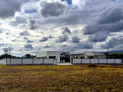 Houses for rent Hangdong Subdistrict Municipal Office : Modern Pool Villa for Rent Premium quality home in a quiet and secure village