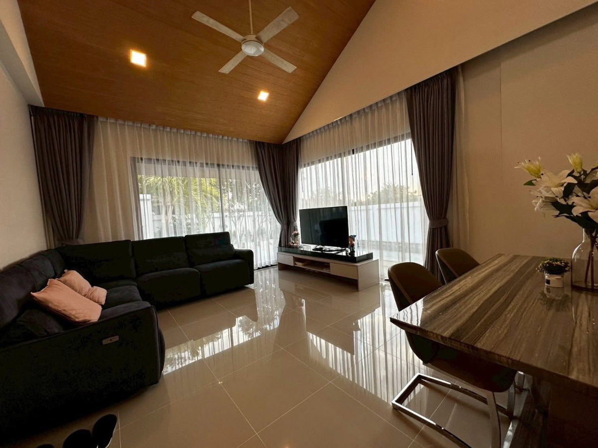 รูป บ้านเดี่ยวพร้อมสระว่ายน้ำ หลังมุม ทำเลดี บรรยากาศเงียบสงบ - รูปที่ 6/15