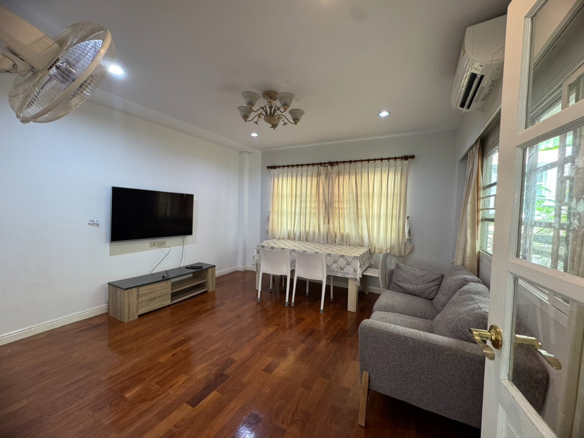 รูป ให้เช่าบ้านเดี่ยวซอยโชคชัย4 บ้านเช่าสวยราคาดี (N.2020) - รูปที่ 6/23