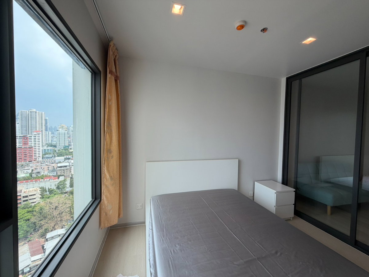 รูป Best Price 🔥 ให้เช่า Life One Wireless ห้องสวยมาก ชั้นสูง วิวเมือง เฟอร์ครบ พร้อมเข้าอยู่ | Code DS2207 Line : @Dstay - รูปที่ 2/9