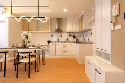 ขายคอนโด : 🍃Condo365090326🍃 📍 The IRIS พระราม 9 – ศรีนครินทร์  ✅