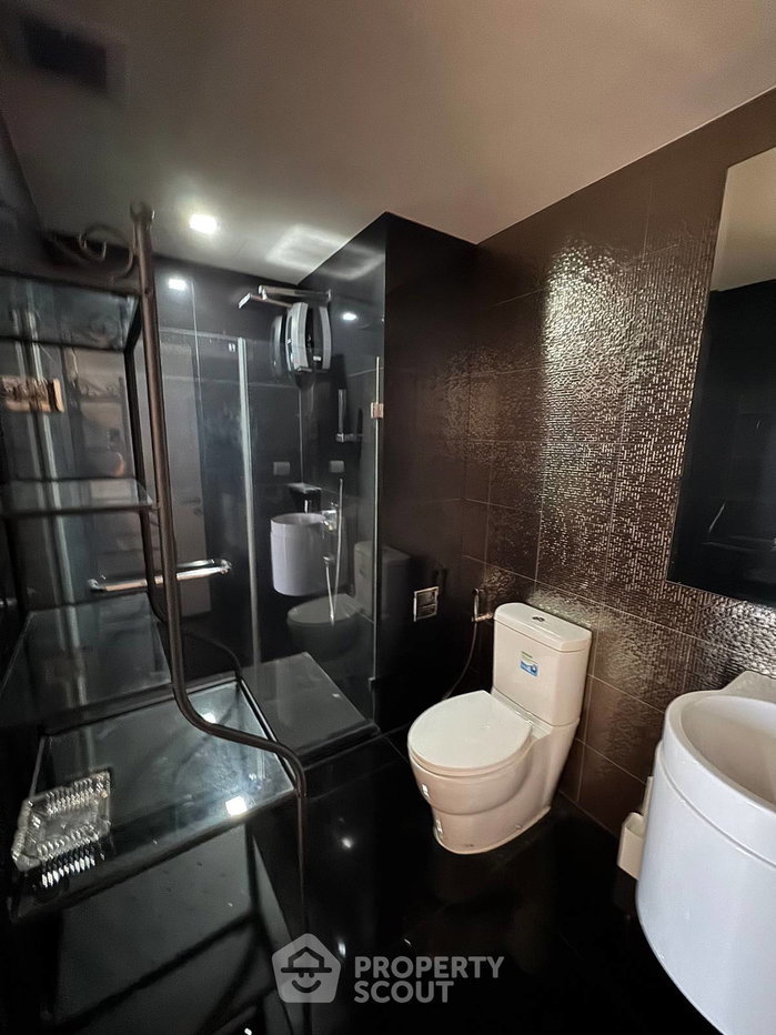 รูป คอนโด 2-ห้องนอน ที่ ริทึ่ม สุขุมวิท 36-38 ใกล้ BTS ทองหล่อ (ID 2088893) - รูปที่ 8/8