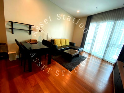 Condos for rent : 🏢💎Luxury condo for rent, Bright Sukhumvit 24. Spacious room, fully furnished with complete furniture. Near BTS Phrom Phong.💎