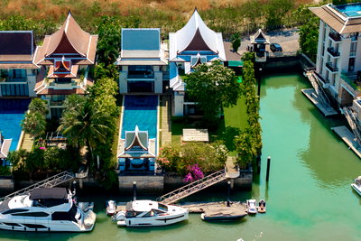 บ้านเดี่ยว เมืองภูเก็ต ภูเก็ต : วิลล่าสุดเอ็กซ์คลูซีฟในท่าเรือยอร์ช