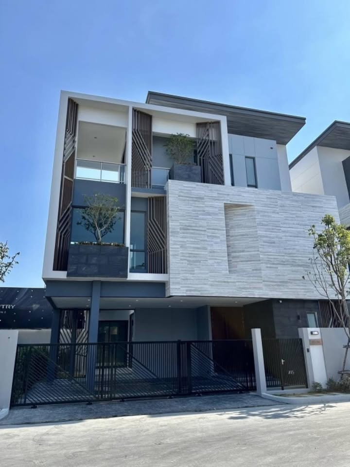 บ้านเดี่ยวให้เช่า : เช่าบ้าน The Gentry Phatthanakan 2/เดอะ เจนทริ พัฒนาการ 2 (HR6901004) ID Line : @baan88