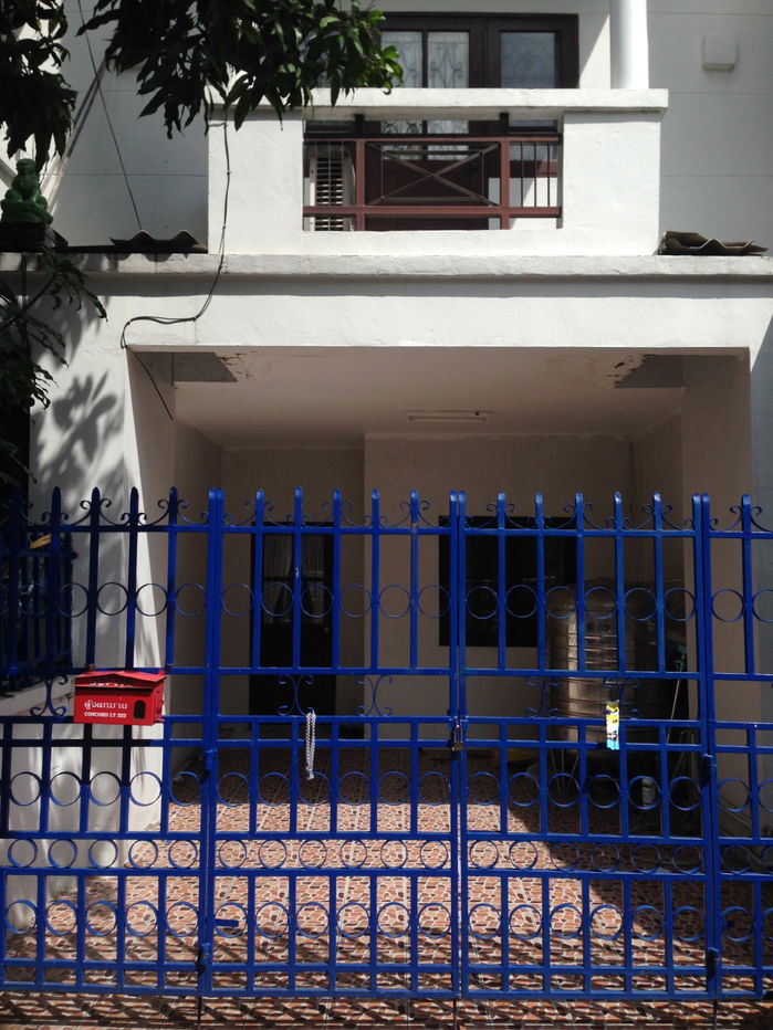 รูป ทาวน์เฮ้าส์ให้เช่า ซอยเรวดี 32 - รูปที่ 1/1