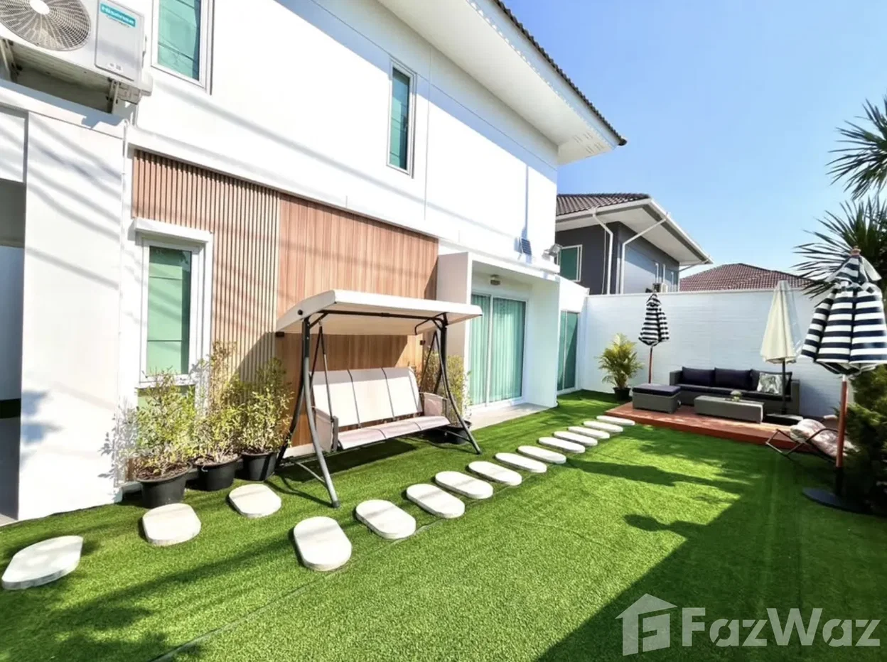 picture 3BR Two-Storey Detached House – Soi Chaiyapruek 2 6090236 - 3/19