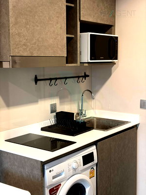 Condos for rent : 🎉 For Rent Condo ASPIRE ERAWAN PRIME Building 1, Floor 4,1 bed room, Room size 27 sqm