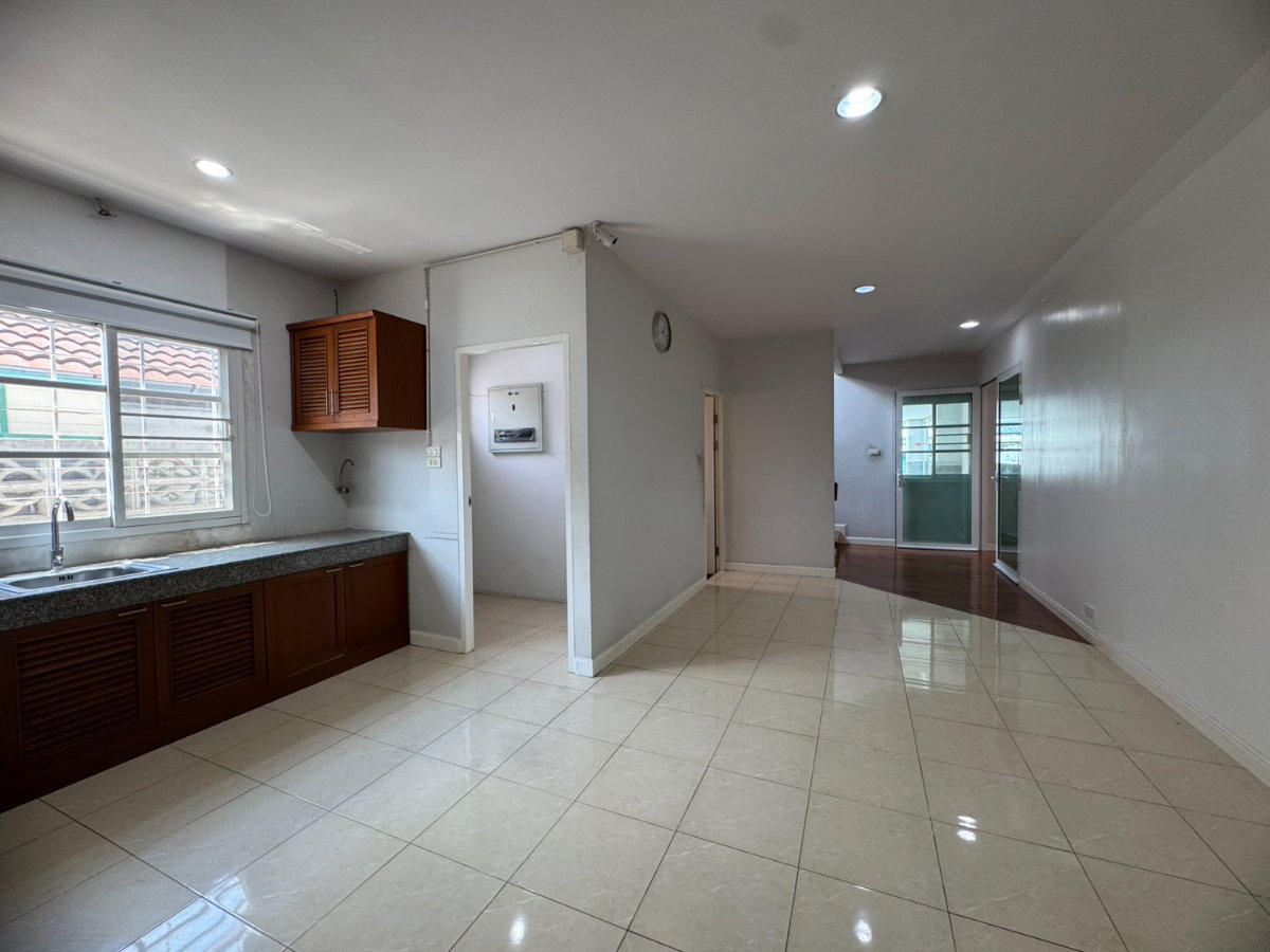 รูป ให้เช่าบ้านเดี่ยวซอยโชคชัย4 บ้านเช่าสวยราคาดี (N.2020) - รูปที่ 21/23