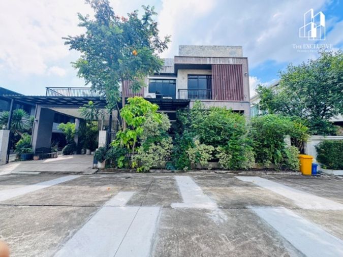 ขายบ้านเดี่ยว 5 ห้องนอน 650 ตร.ม. 152 ตร.ว. ดิ เอ็กซ์คลูซีฟ ปิ่นเกล้า-สาย 3