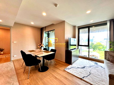 คอนโดให้เช่า : Lloyd Soonvijai-Thonglor | Cozy 2 Bed Condo in Thonglor Area - BR19180CD