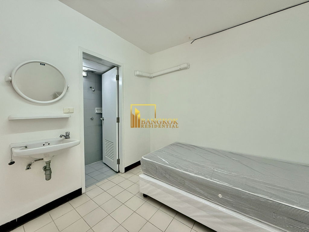 รูป Very Spacious 2 Bedroom Apartment For Rent in Chidlom - BR20878AP - รูปที่ 24/34