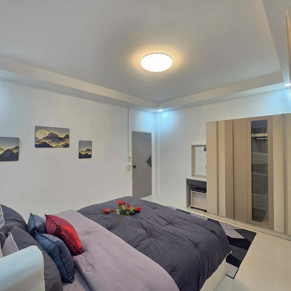 รูป 3 Bedroom Townhome for Sale in East Pattaya - รูปที่ 8/11