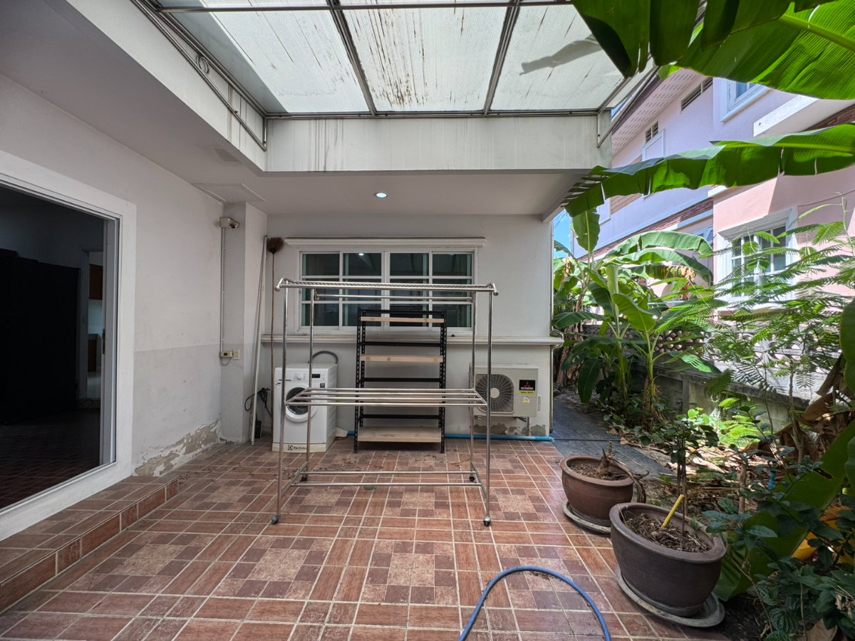 รูป ให้เช่าบ้านเดี่ยวซอยโชคชัย4 บ้านเช่าสวยราคาดี (N.2020) - รูปที่ 23/23