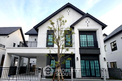 Houses for rent Bang Pu Industrial Estate : 4-BR House at Centro Bangna in Bang Kaeo (ID 2684763)