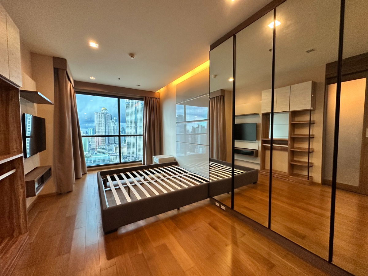 picture Sell The Address Sathorn, beautiful unit, high floor, convenient location | Code DS1921 Line : @Dstay - 2/4