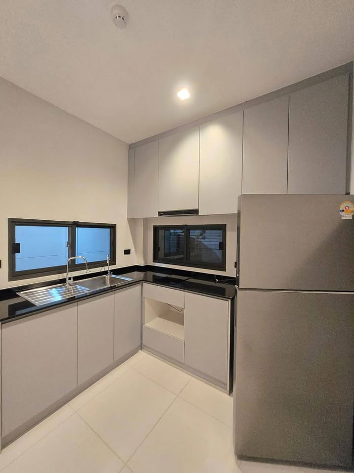 picture House for Rent at Bangkok Boulevard Bangna KM.5 (HR6901013) - 2/13