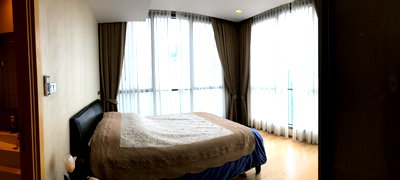 Condos for rent : Beautiful, spacious room for rent at Hyde Sukhumvit 13. Convenient location. | Code DS2408 Line: @Dstay