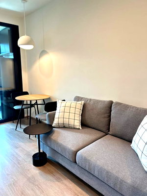 Condos for rent : Nue District                    R9