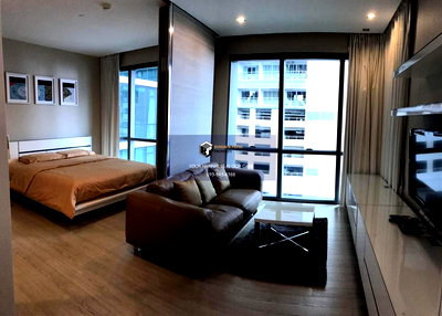 Condos for sale Airport Link Makkasan : The Room Sukhumvit 21 | For sale with tenant whose lease is nearing its end!! Large room, in the heart of Asoke. #2025091811928#FC