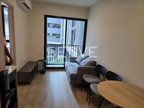 1 Bed Large Room Fully furnished Good Location Close To MRT Phra Ram 9 @ NUE District R9