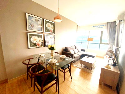 Condos for rent : Condo for rent at The Zea Condo, Bang Phra, Sriracha. Beautiful, ready-to-move-in room.