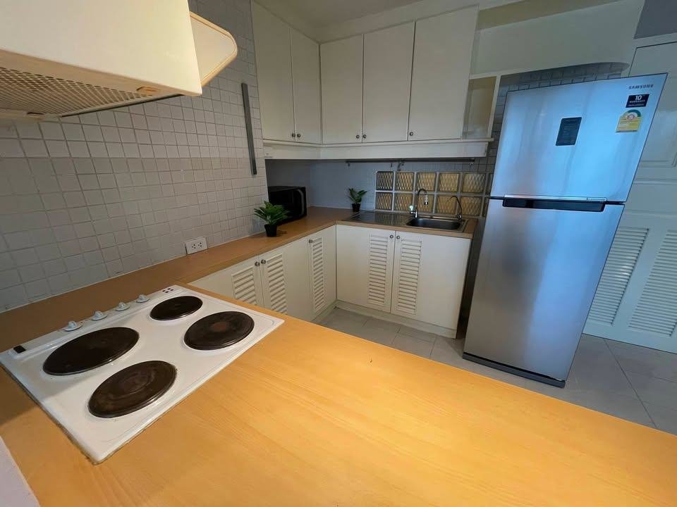 picture LTH14613 – Condo for Rent | Supalai Place Sukhumvit 39 | 142 sqm | 2 Beds 1 Bath | Near BTS Phrom Phong | 55,555 THB/Month  - 10/15