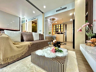 Condos for sale : KT0256📲LineID @556ryccg🏖️1Bedroom 45sqm Floor42🌊Sea view Fully furnished🦀AROM Wongamat Beach North Pattaya