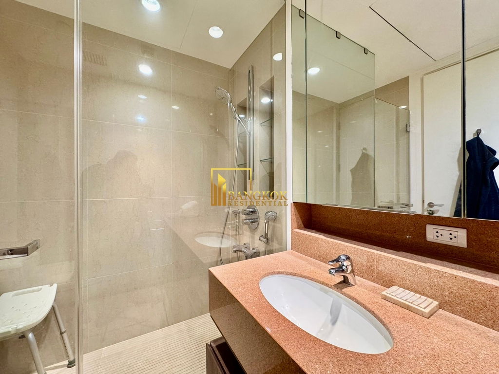 picture 185 Rajadamri | Stunning 3 Bedroom Condo in Prime Location - BR6526CD - 20/48