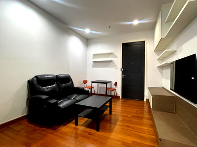 Condos for rent Sathorn Thani Tower : OMG3207  [ Ivy Sathon 10 ]  Nice Studio unit - for RENT 9-Mar-26
