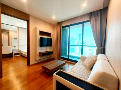 ขายคอนโด : ขาย คอนโด The Address Sathorn (สาทร 12)47 ตรม. 1นอน ชั้นสูง วิวสวย ไม่บล็อค