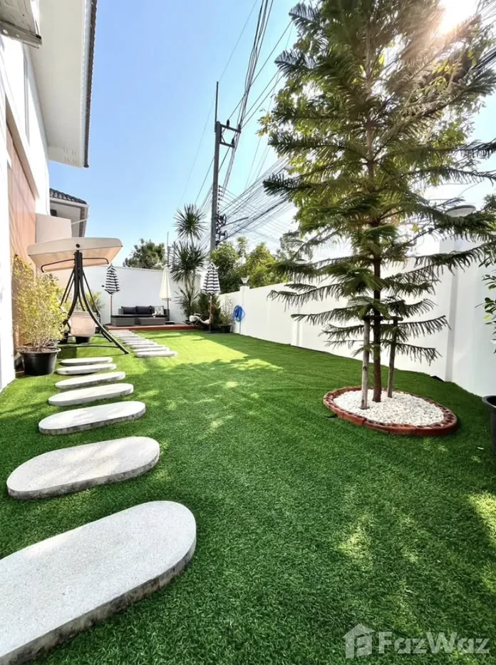 picture 3BR Two-Storey Detached House – Soi Chaiyapruek 2 6090236 - 17/19