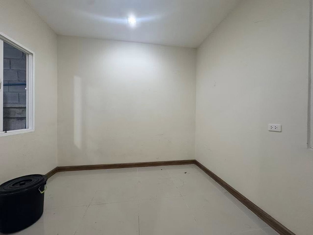 รูป Townhouse 4 Bedroom for Sale in East Pattaya - รูปที่ 5/10