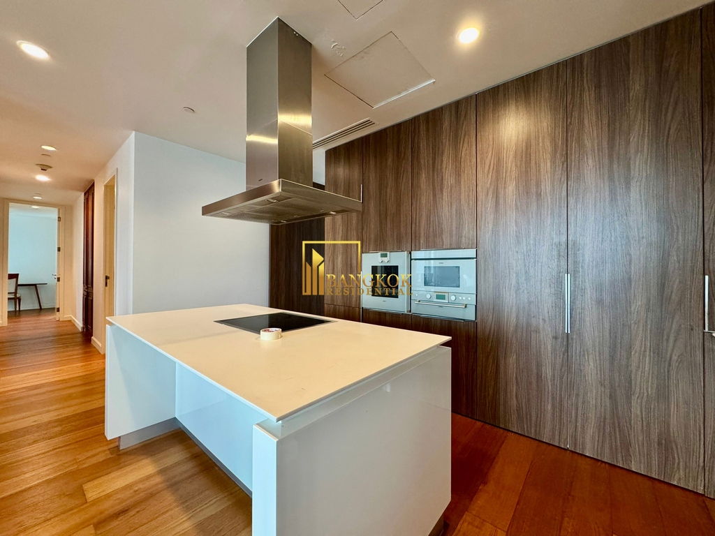 picture 185 Rajadamri | Stunning 3 Bedroom Condo in Prime Location - BR6526CD - 11/48