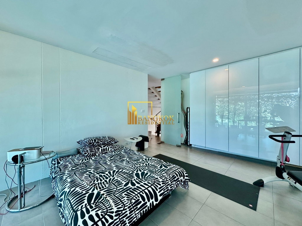 รูป Modern 2 Bedroom Townhouse For Sale in Rama 9 Area - BR49026TH - รูปที่ 12/29