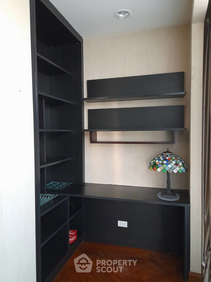 picture 3-BR 250 Sqm At Sailom Suite, 14th Floor Near BTS Sena Nikhom (ID 662926) - 2/12
