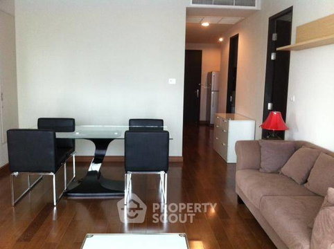 คอนโด 2-ห้องนอน ที่ บ้านสวนเพชร คอนโดมิเนียม ใกล้ BTS พร้อมพงษ์ (ID 510105)