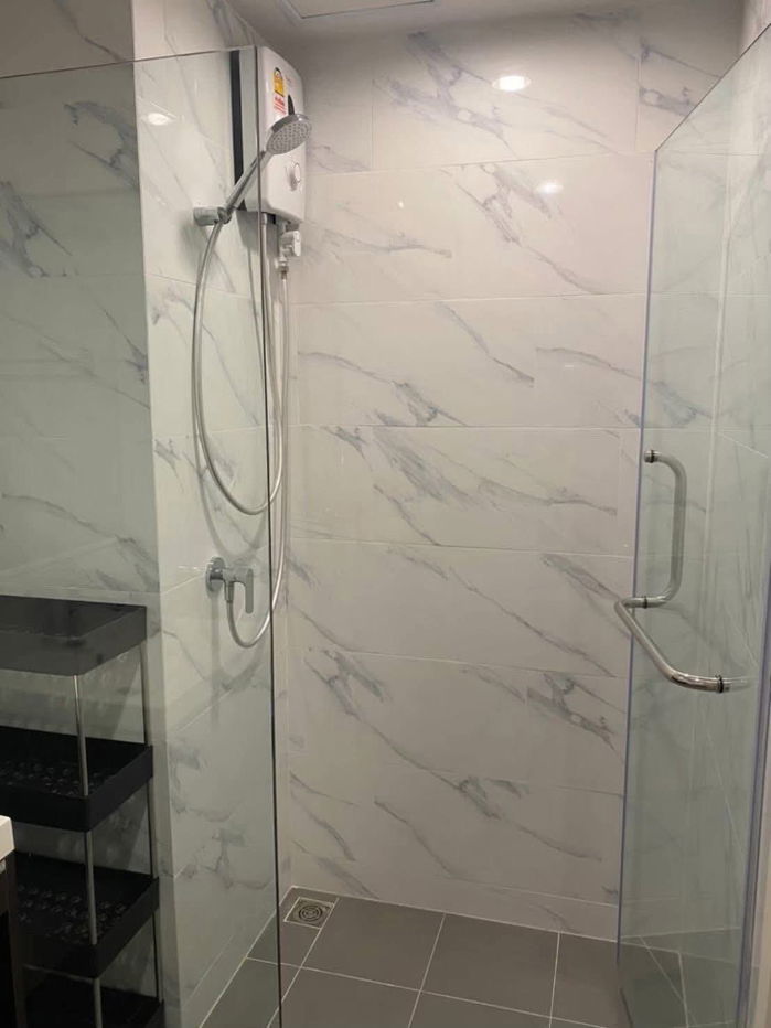 รูป The Excel Ratchada 18 ใกล้ MRT สุทธิสาร วิวสระ เฟอร์ครบ เพียง 13,000 บาท/เดือน - รูปที่ 11/13