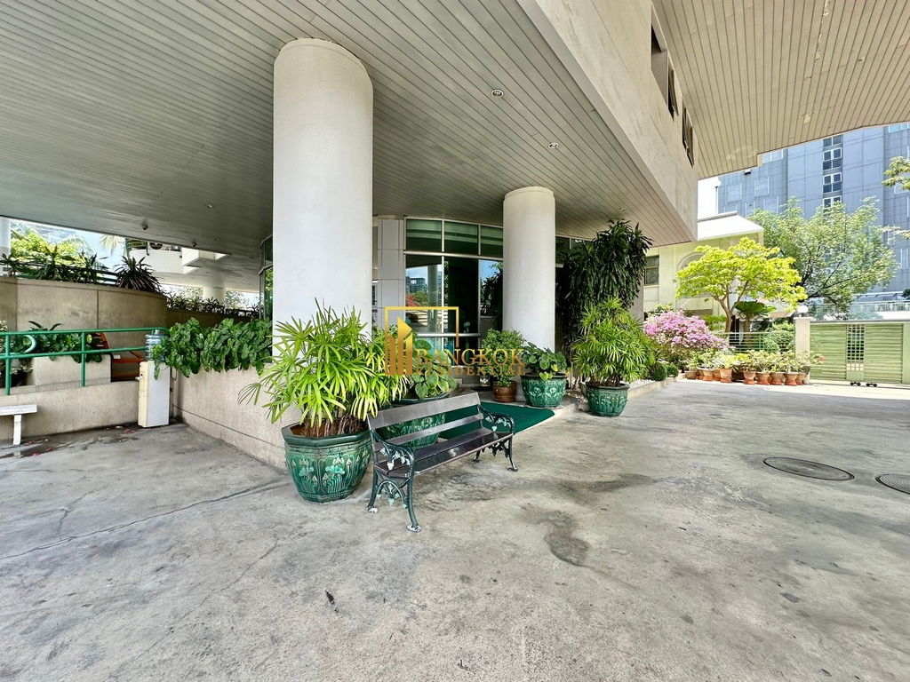 รูป Spacious 2 Bedroom Duplex Apartment For Rent in Thong Lo - BR0895AP - รูปที่ 36/38