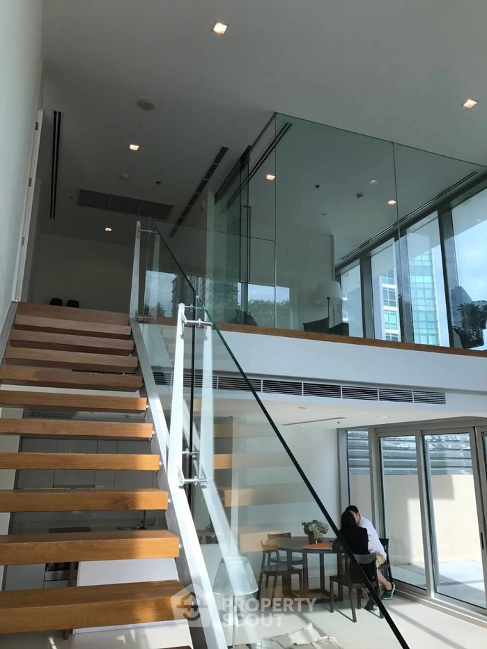picture 3-BR 286 Sqm Condo For Sale At The River Condominium Near BTS Saphan Taksin (400m) (ID 1446626) - 3/27
