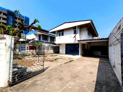 ที่ดิน เขตสวนหลวง : 💥ขายที่ดินพร้อมบ้านเก่า ทำเลเมือง (พระรามเก้า ซอย 43) เดินทางสะดวก เพียง 10 นาทีจากเอกมัย-ทองหล่อ