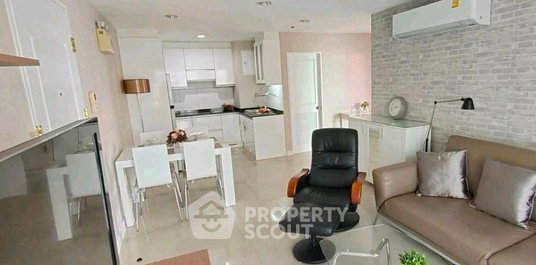 รูปภาพ 2-BR Condo at Serene Place Sukhumvit 24 Condominium near BTS Phrom Phong (ID 2620101)