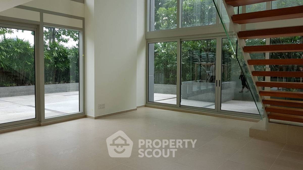 picture 3-BR 286 Sqm Condo For Sale At The River Condominium Near BTS Saphan Taksin (400m) (ID 1446626) - 11/27