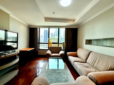 คอนโดให้เช่า : President Place | Spacious 1 Bed Condo For Rent in Chidlom - BR9289CD