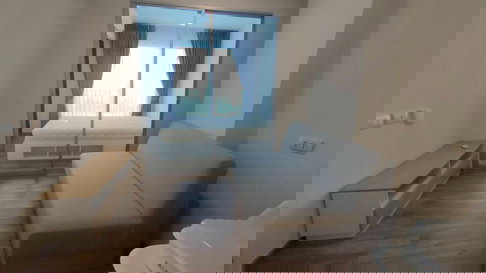 1-bedroom condo near the MRT (Yellow Line, Sridan station), 350 meters away.