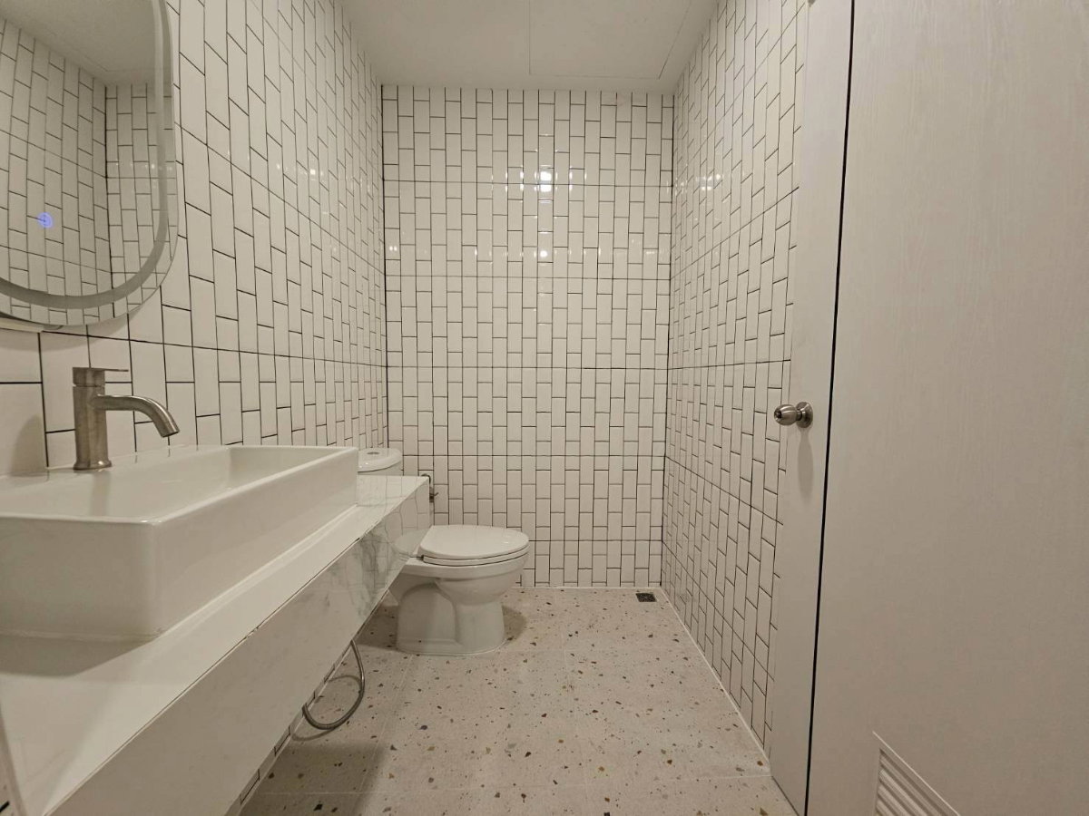 รูป ขายบ้านรีโนเวท 🚩ทำเลดี ย่านเลียบด่วน 🏡ทาวน์โฮม 2 ชั้น เนื้อที่ 17 ตร.ว. 👉 2 ห้องนอน 2 ห้องน้ำ ราคาเพียง 3.59 ล้านบาท - รูปที่ 18/18