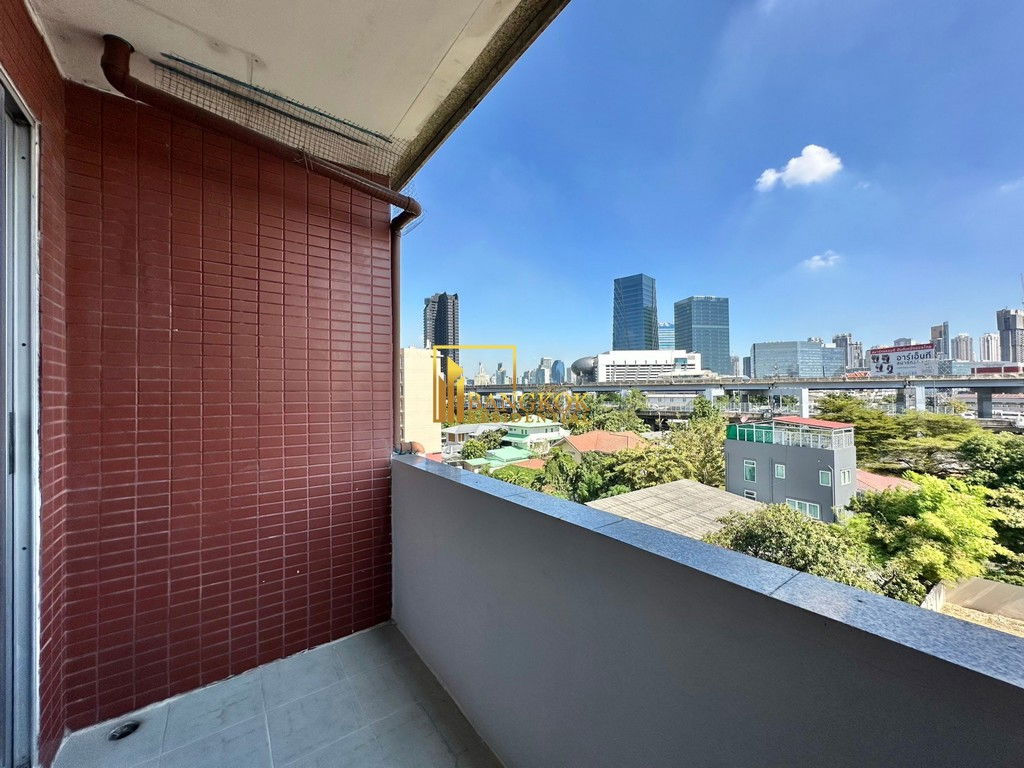 รูป Great Value 5 Bedroom Apartment in Sathorn - BR0068AP - รูปที่ 11/59
