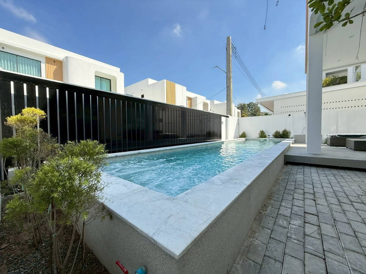 รูป ขายบ้านสร้างใหม่พร้อมเฟอร์ 4 ห้องนอน ใกล้โรงเรียนนานาชาติ เมอริตัน คริสเตียนเยอรมัน หางดง เชียงใหม่ (H372) T.0946511456 - รูปที่ 4/21